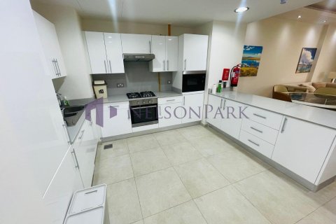 1 bedroom Apartment in Lusail, Qatar No. 57693 5