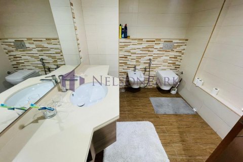 1 bedroom Apartment in Lusail, Qatar No. 57693 6