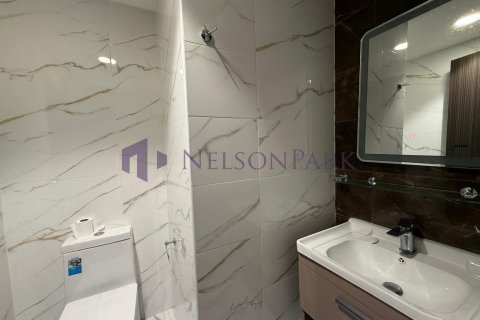 3 bedrooms Apartment in Doha, Qatar No. 57765 5