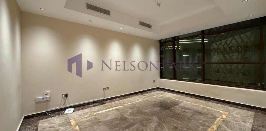 3 bedrooms Apartment in Doha, Qatar No. 57765