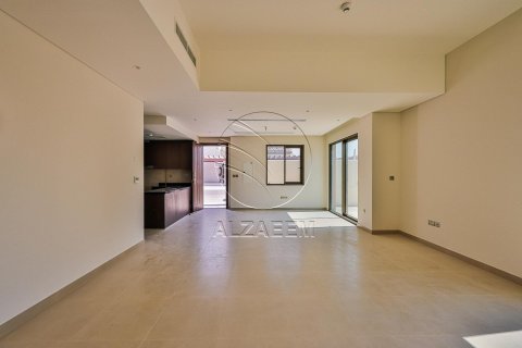 3 bedrooms Townhouse in Khalifa City, UAE No. 90247 26