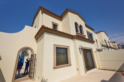 3 bedrooms Townhouse in Khalifa City, UAE No. 90247 2