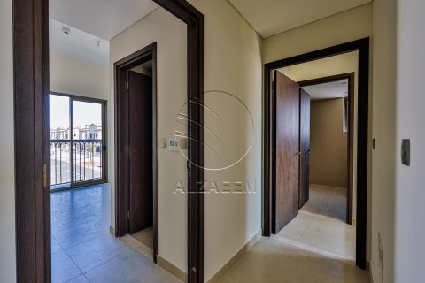 3 bedrooms Townhouse in Khalifa City, UAE No. 90247 16