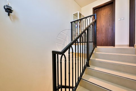 2 bedrooms Townhouse in Khalifa City, UAE No. 90218 9
