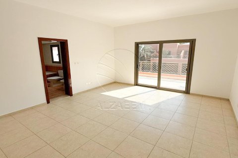 4 غرف نوم فيلا في أبو ظبي, الإمارات العربية المتحدة رقم 90219 12