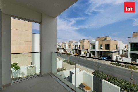 4 غرف نوم فيلا  رقم 106542 13