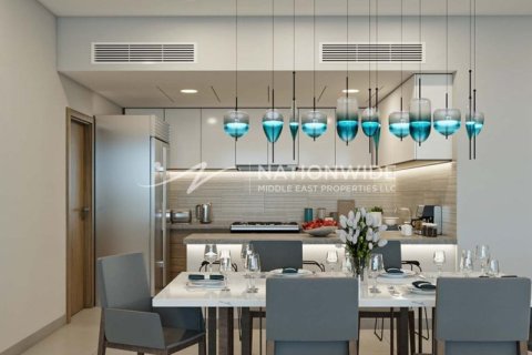 2 bedrooms Apartment in Abu Dhabi, UAE No. 105874 1