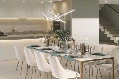 2 bedrooms Apartment in Abu Dhabi, UAE No. 105874 6