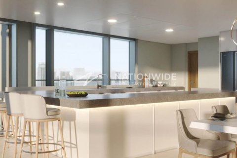 2 bedrooms Apartment in Abu Dhabi, UAE No. 105874 5