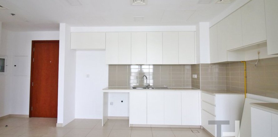 Appartement de 2 chambres à Town Square, UAE No. 73966