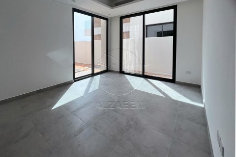 4 bedrooms Villa on the Saadiyat Island, UAE No. 89933 12
