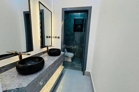 Apartment de 3 dormitorios en Riyadh, Saudi Arabia No. 99661 10
