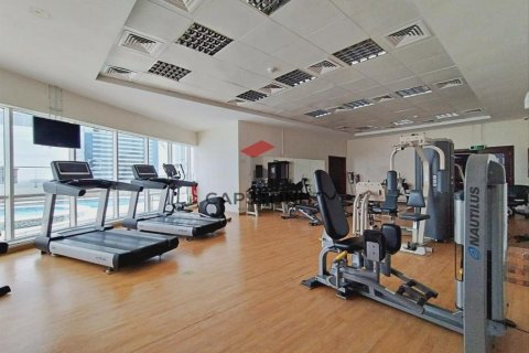 Apartment de 3 dormitorios en Hamdan Street, UAE No. 86374 6