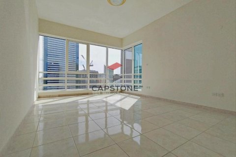 Apartment de 3 dormitorios en Hamdan Street, UAE No. 86374 24