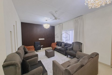 4 bedrooms Villa in Diyar Al Muharraq, Bahrain No. 105497 3