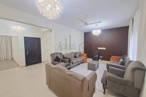 4 bedrooms Villa in Diyar Al Muharraq, Bahrain No. 105497 10