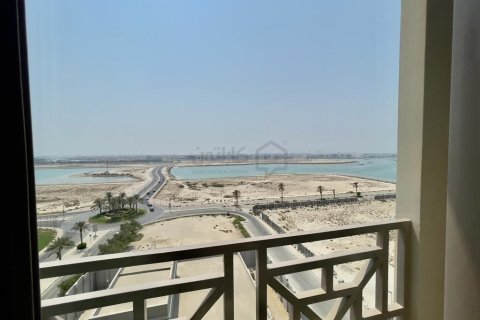 1 bedroom Apartment in Amwaj Islands, Bahrain No. 105495 2