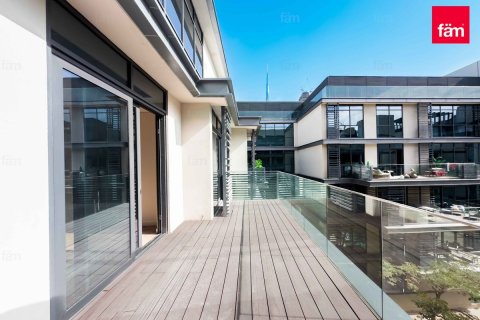 Duplex de 4 chambres à Al Wasl, UAE No. 8668 25
