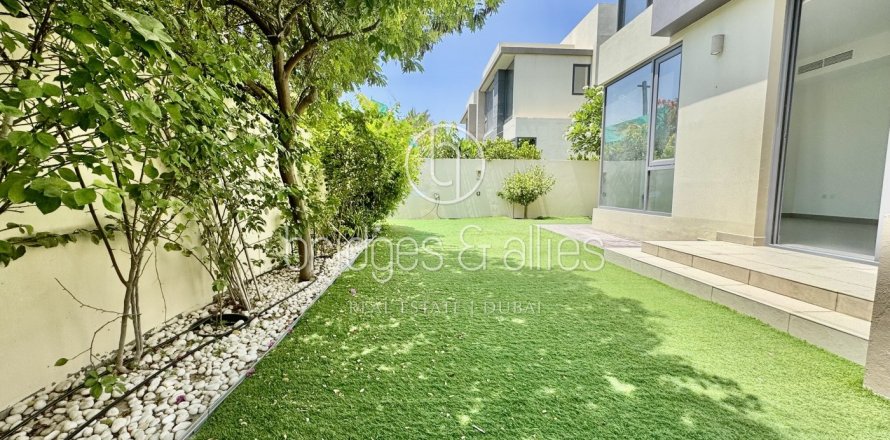 4 غرف نوم فيلا في دبي هيلز استيت, الإمارات العربية المتحدة رقم 103613