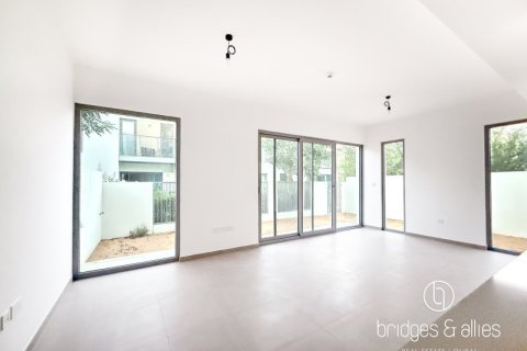 Villa de 4 dormitorios en Dubai, UAE No. 103615 12