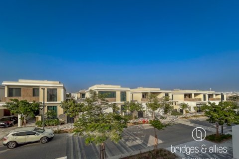 Villa de 4 dormitorios en Dubai, UAE No. 103612 7