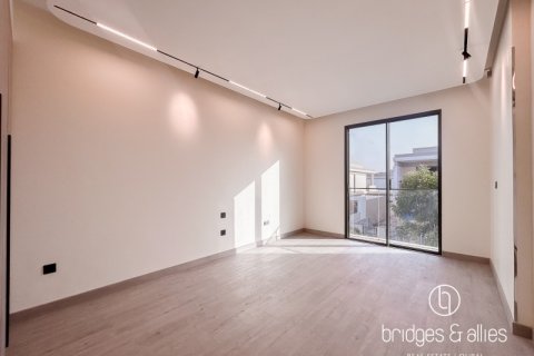 Villa de 4 dormitorios en Dubai, UAE No. 103612 18