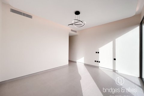 Villa de 4 dormitorios en Dubai, UAE No. 103612 15