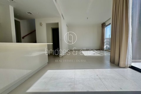 Villa de 4 dormitorios en Dubai Hills Estate, UAE No. 103614 3