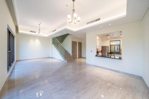 Таунхаус с 4 спальнями в Dubai Sports City, ОАЭ №89707 1