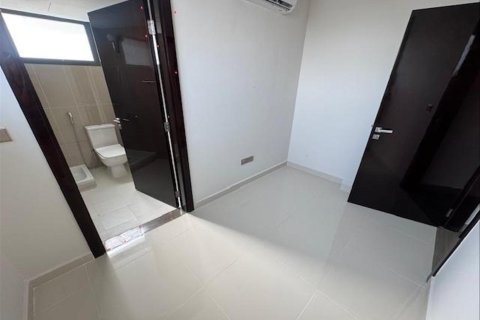 Villa de 6 dormitorios en DAMAC Hills (Akoya by DAMAC), UAE No. 89704 30