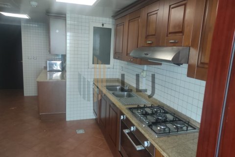 Apartment de 4 dormitorios en Abu Dhabi, UAE No. 83299 15