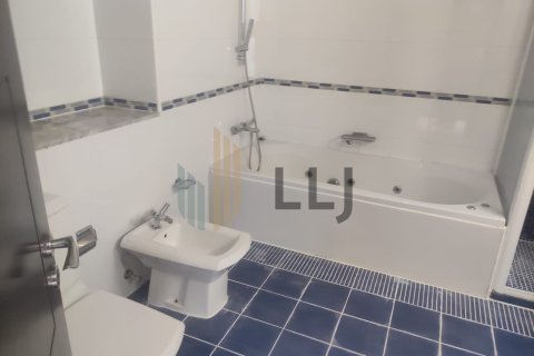 Apartment de 4 dormitorios en Abu Dhabi, UAE No. 83299 5