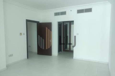 Apartment de 4 dormitorios en Abu Dhabi, UAE No. 83299 16