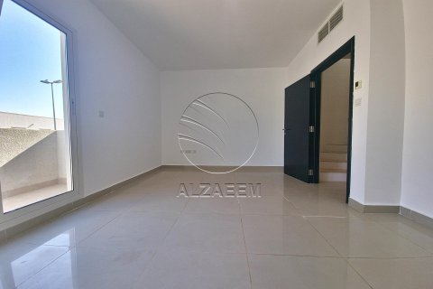 Villa de 3 dormitorios en Al Reef, UAE No. 91538 4