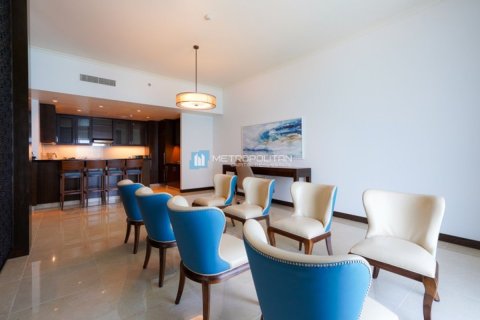 Apartment de 3 dormitorios en The Marina, UAE No. 10023 5