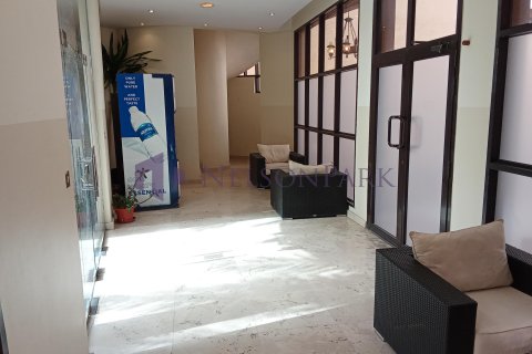4 bedrooms Villa in Doha, Qatar No. 57922 12