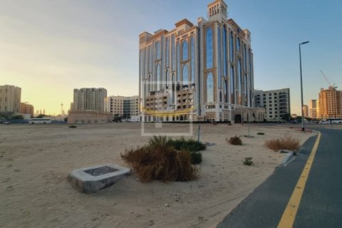 1308.8m² Land in Al Jaddaf, UAE No. 4669 6