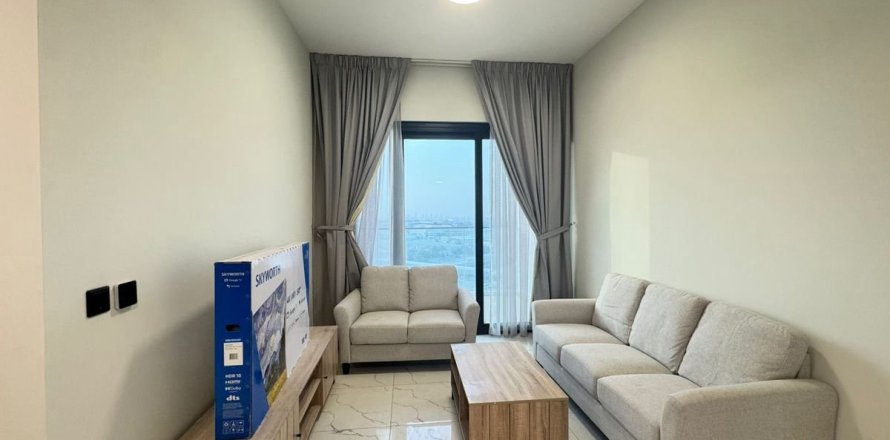 1 غرف نوم شقة في جبل علي, الإمارات العربية المتحدة رقم 104478