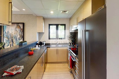 Townhouse de 4 dormitorios en Park Residences, UAE No. 16878 8