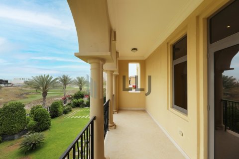 Villa de 5 dormitorios en  Saadiyat Island, UAE No. 86959 4