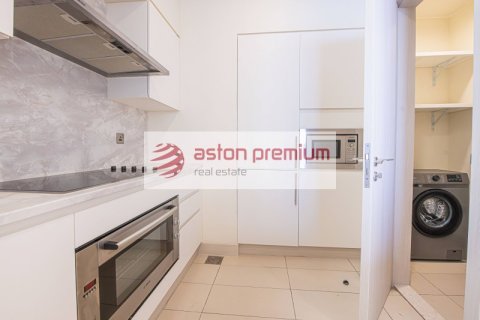 Apartment de 2 dormitorios en Palm Jumeirah, UAE No. 99099 15