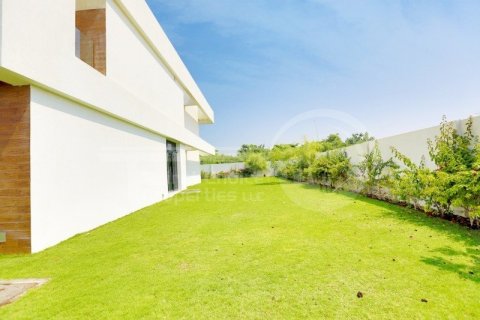 5 bedrooms Villa on the Yas Island, UAE No. 13370 20