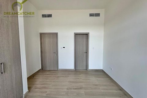 4 bedrooms Villa in Mina Al Arab, UAE No. 75379 14