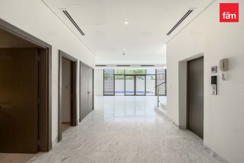 4 bedrooms Villa in Dubai, UAE No. 89550 10