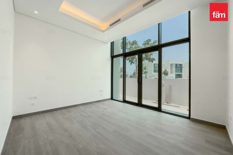 4 bedrooms Villa in Dubai, UAE No. 89550 9