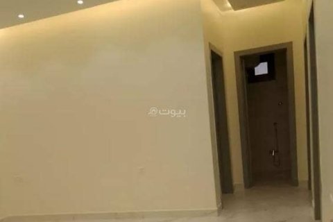 Квартира с 4 спальнями в Эр-Рияд, Саудовская Аравия №98759 2