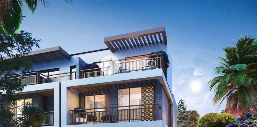 Townhouse de 4 dormitorios en Dubai, UAE No. 73086