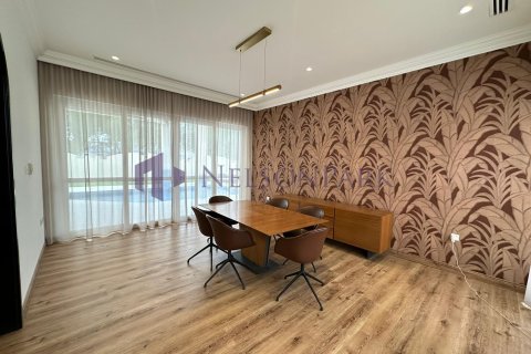 4 bedrooms Villa in Doha, Qatar No. 58316 19