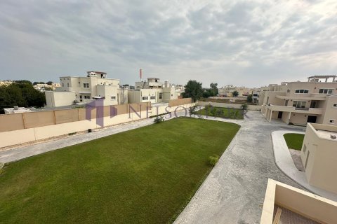 4 bedrooms Villa in Doha, Qatar No. 58316 6