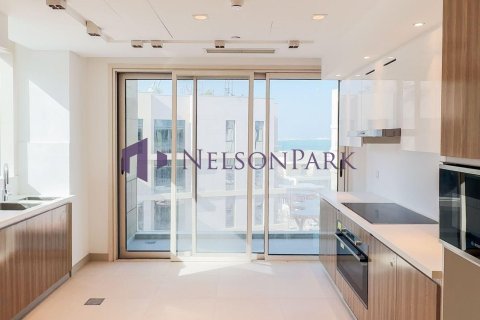 4 bedrooms Apartment in Doha, Qatar No. 58315 5